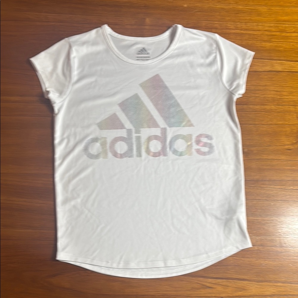 Adidas White Short Sleeve Tee with Iconic Logo